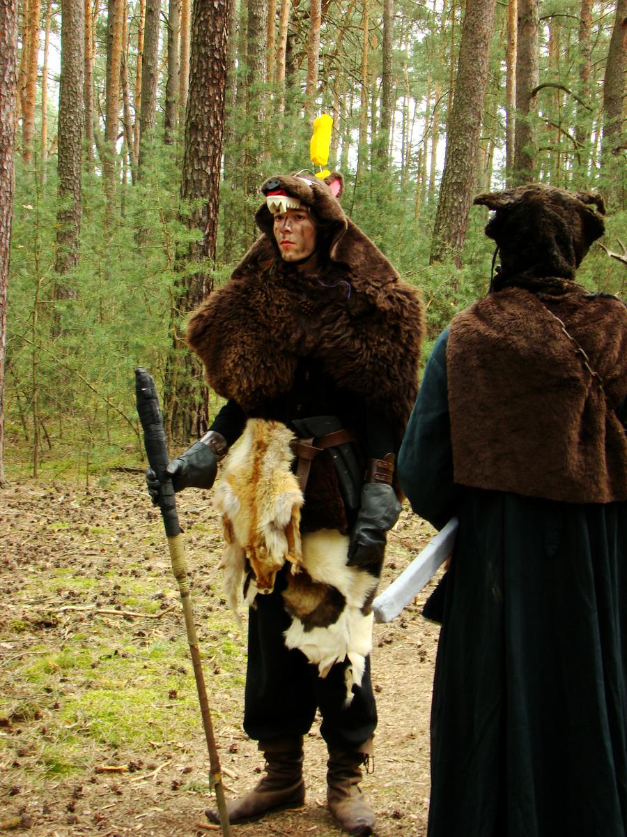 gnoll na Azerothu 2010. Můj aktuální skřetí kostým je dost podobný, akorát nemám ten psí čumák a ty kožichy na sobě mám trochu jinak sestavené, ale v zásadě je to to samé.